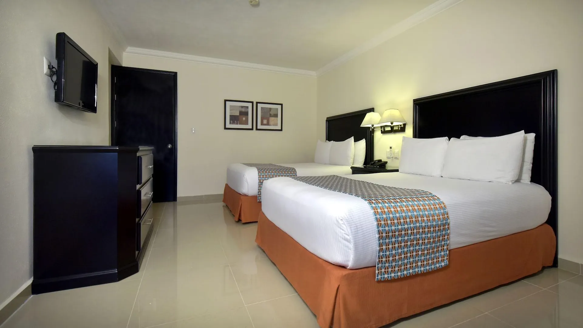 Hotel Bonampak Cancun