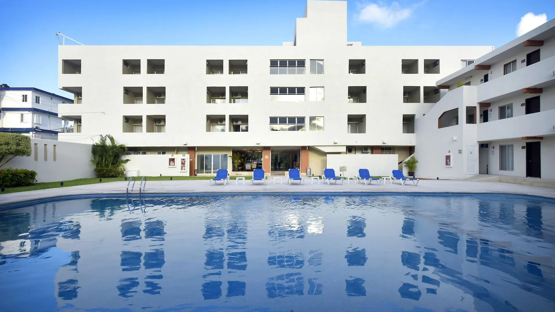 Hotel Bonampak Cancun