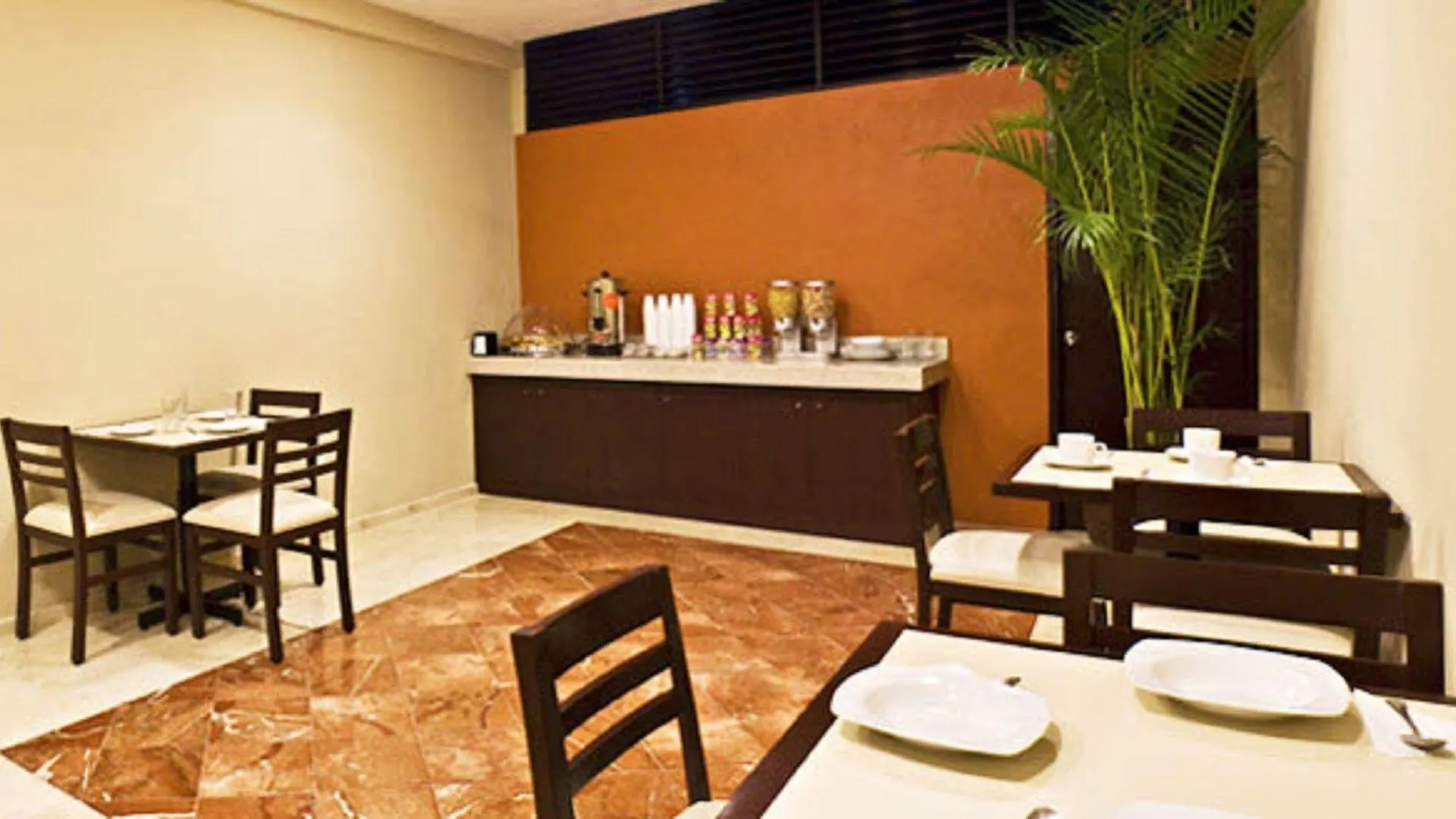 Hotel Bonampak Cancun
