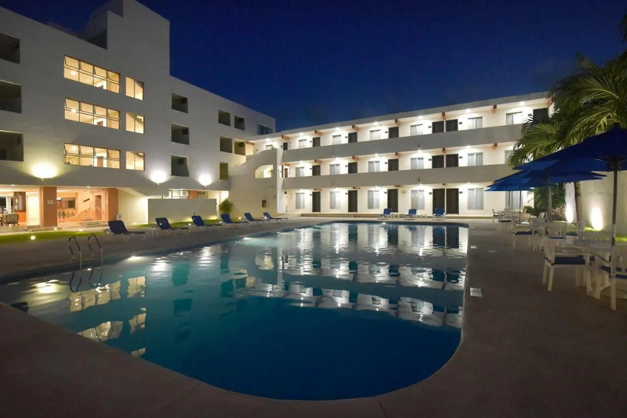 Hotel Bonampak Cancun 3*,  Mexico